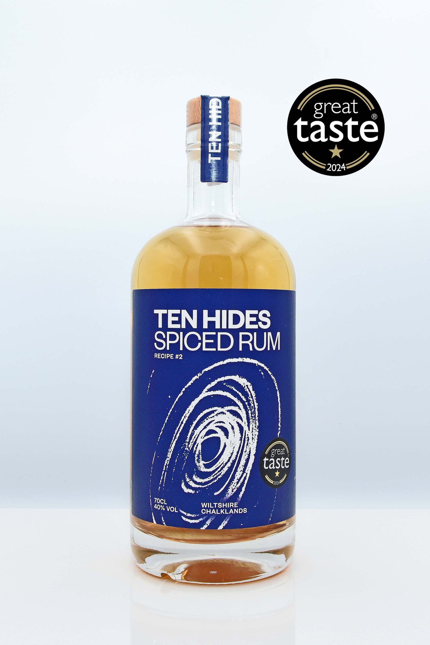 TEN HIDES SPICED RUM