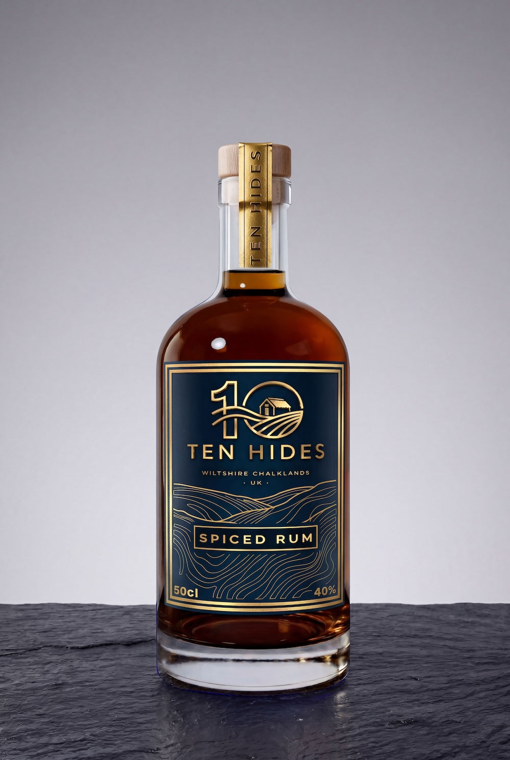 TEN HIDES SPICED RUM 50cl